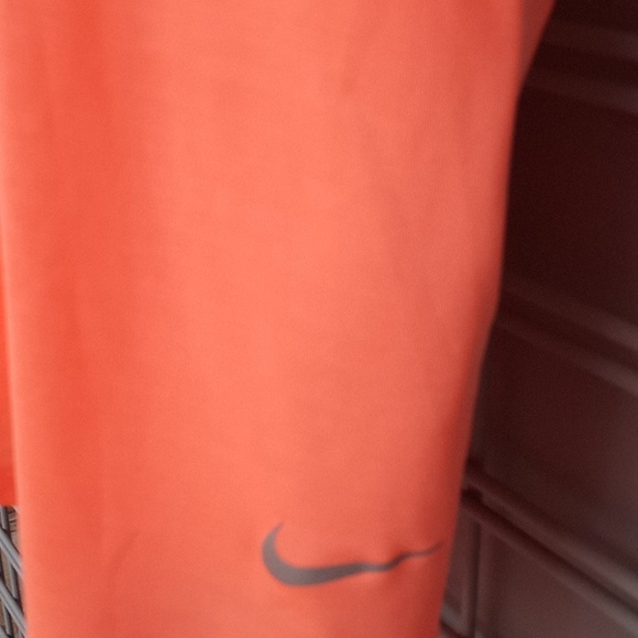 Nike Dri-Fit Coral Tank Top - Picture 3 of 11